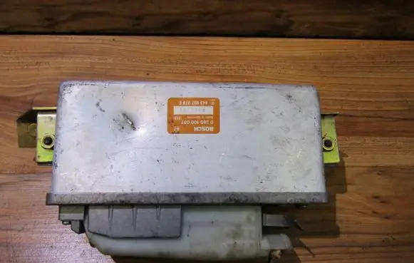 Audi 100 S4 C4 ABS control unit/module 0265100037 443907379C