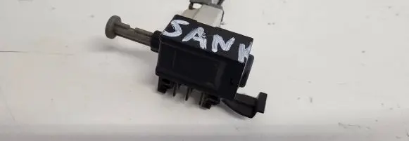 Clutch pedal sensor