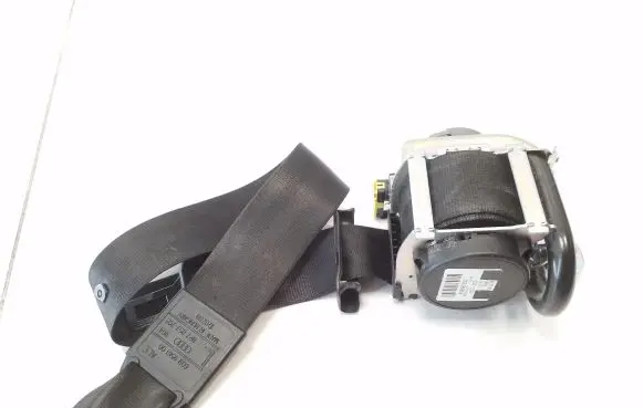 Audi A3 S3 8P Front seatbelt 8P7857705