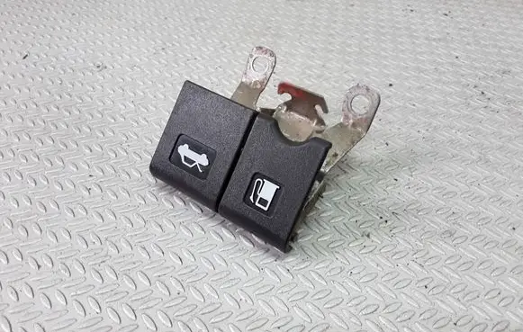 Nissan Note (E11) Engine bonnet (hood) release handle