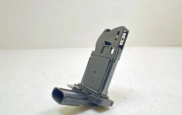 Toyota Urban Cruiser (XP110) Mass air flow meter 2220426010