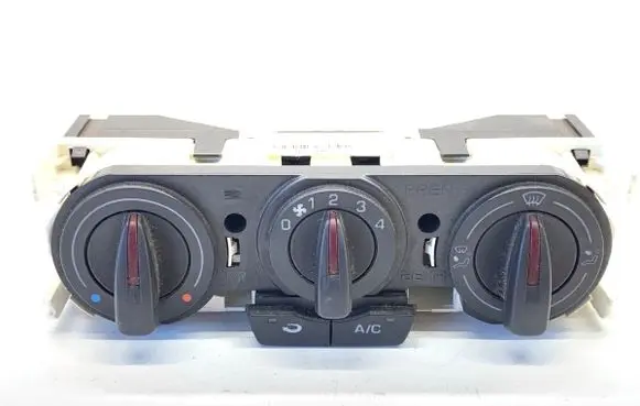 Seat Ibiza IV (6J,6P) Interior fan control switch 6J0820045B
