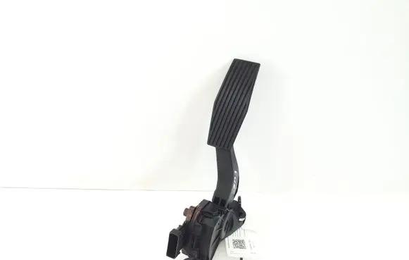 Opel Insignia A Accelerator throttle pedal 13237352