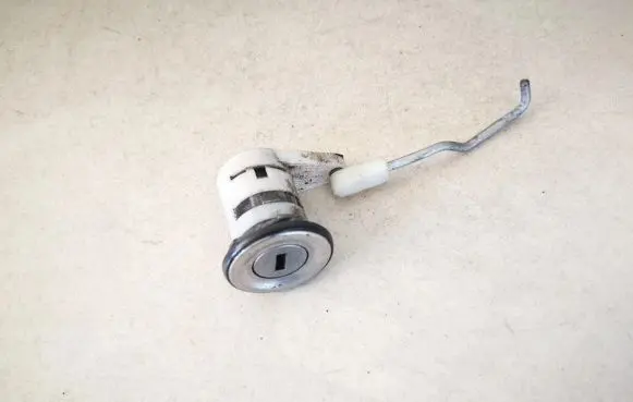 Fiat Punto (188) Front door lock (next to the handle) a602