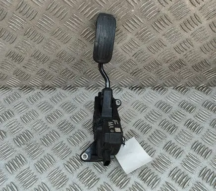 Toyota Yaris XP210 Accelerator throttle pedal 78110K0020