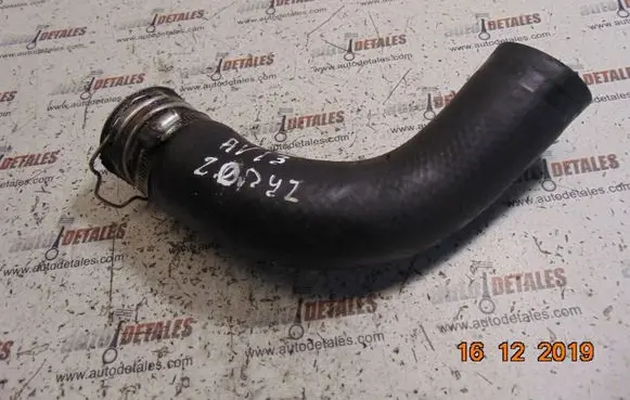 Toyota Avensis T270 Intercooler hose/pipe