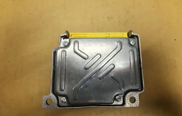 Mercedes-Benz E W211 Airbag control unit/module A0028206426 500208270301 D6V2H27A9CN