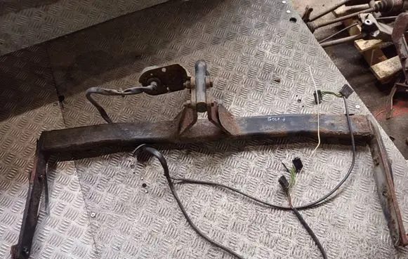 Volkswagen Golf IV Tow bar set