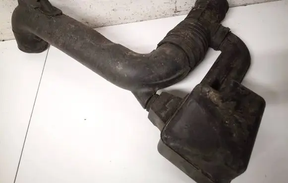 Alfa Romeo 166 Intake resonator 606285111
