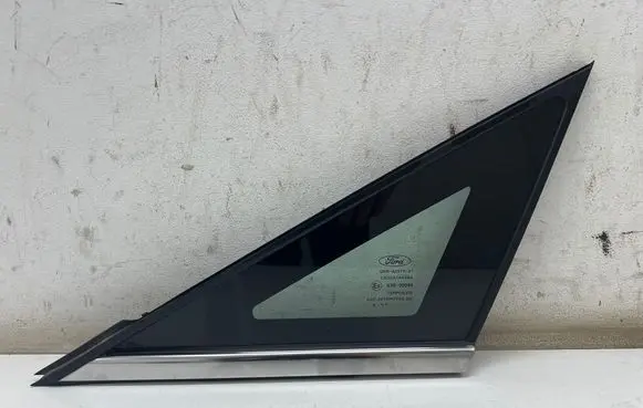 Ford Ecosport Front triangle window/glass GN15A29711A