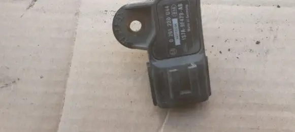 Ford Mondeo Mk III Air pressure sensor