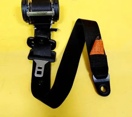 Ford Focus Front seatbelt 98ABA61294DB