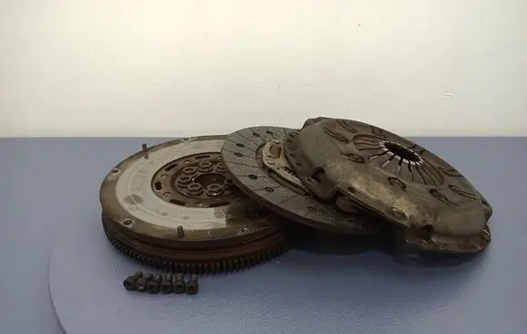 Volkswagen PASSAT B5 Clutch set kit 074141032B