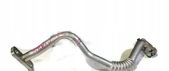 Skoda Rapid (NH) Turbo turbocharger oiling pipe/hose 04B145735C