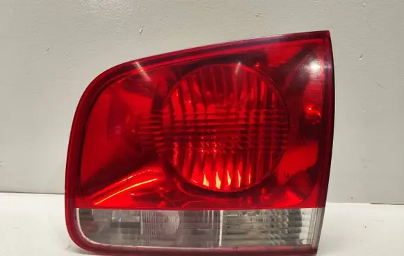 Volkswagen Touareg I Tailgate rear/tail lights 28268003