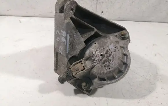 Audi A6 S6 C4 4A Engine mounting bracket 4A0199381D 4A0199353A