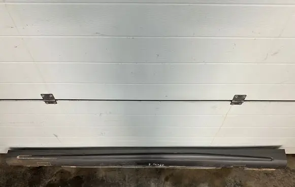 Mercedes-Benz A W176 Sill 