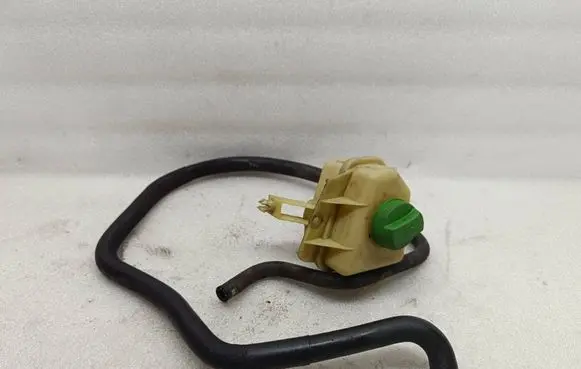 Volkswagen Transporter - Caravelle T5 Power steering fluid tank/reservoir 7H0422371A