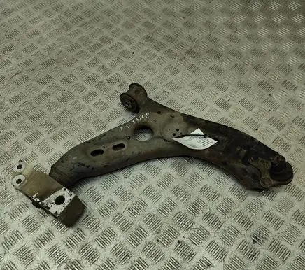 Volkswagen Tiguan Front lower control arm/wishbone 5N0407152