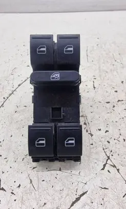 Volkswagen Golf VI Electric window control switch