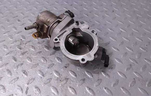 Fuel injection high pressure pump