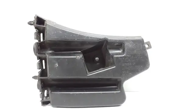 Volvo S60 Front bumper mounting bracket 30796625