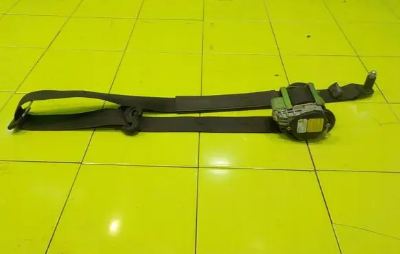 Opel Combo D Front seatbelt 735556802 BEZPIECZENSTWA