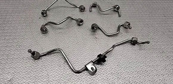 Renault Espace IV Fuel injector supply line/pipe 