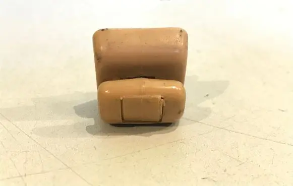 Mercedes-Benz E W123 Sun visor clip/hook/bracket 