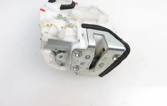 Fiat Sedici Rear door lock 82301-79J10