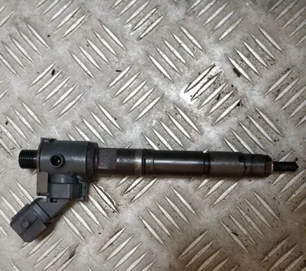 Volvo S60 Fuel injector VEA132370010AAB