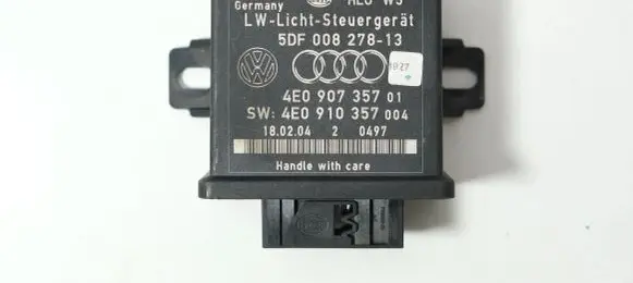 Audi A8 S8 D3 4E Light module LCM 4E0907357 4E0910357 5DF00827813