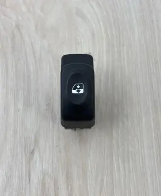 Dacia Duster Electric window control switch 467793