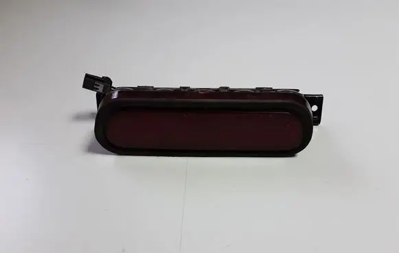 KIA Sorento Third/center stoplight 927003E0
