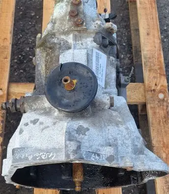 Volkswagen II LT Manual 4 speed gearbox 