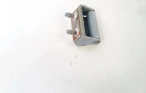Hyundai Trajet Tailgate/trunk/boot hinge