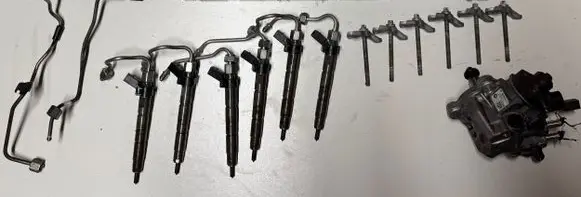 BMW 5 GT F07 Fuel injection system set 0445116 0445010617 0445216031