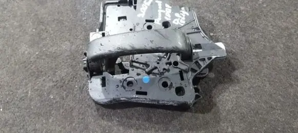 Peugeot 1007 Front door interior handle 96801417