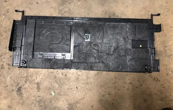 Audi A5 8T 8F Other trunk/boot trim element 8T8863373