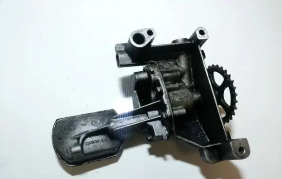 Peugeot 307 Oil pump 9632075280 32870124261