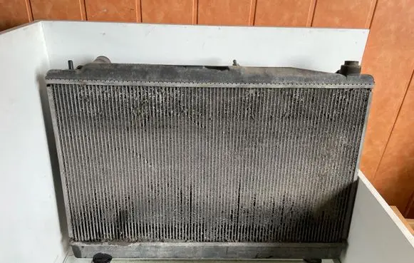 Toyota Avensis Verso Coolant radiator 