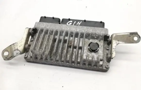Toyota Yaris Engine control unit/module 896610DT20