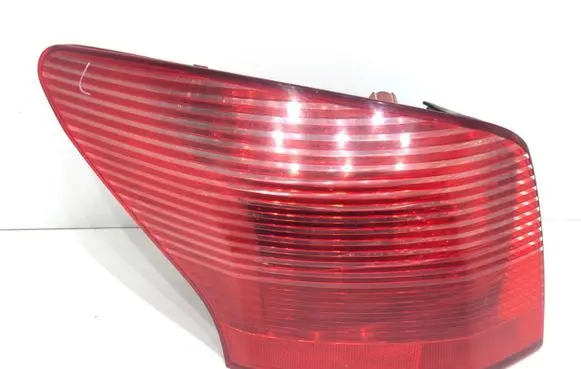 Peugeot 407 Rear/tail lights