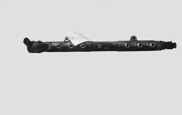 Volvo XC90 Fuel main line pipe 0445215023 30757146