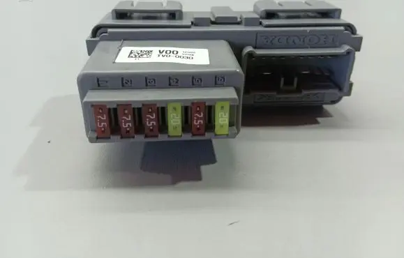 BMW 5 F10 F11 Fuse module TV0-0030