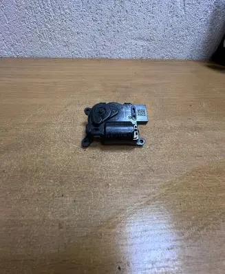 Audi A3 S3 8V Intake manifold valve actuator/motor 907511B T60332C