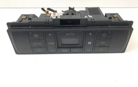 Audi A4 S4 B5 8D Climate control unit 8D0820043M 5HB00790805