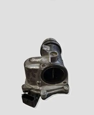 Nissan Juke I F15 Electric throttle body valve 8200614985