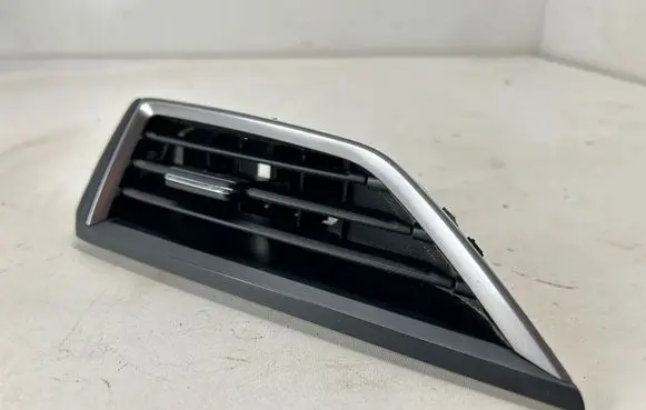 Subaru Forester SK Dash center air vent grill 66110SJ000