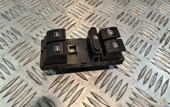 Volkswagen Golf V Electric window control switch 1K4959857B